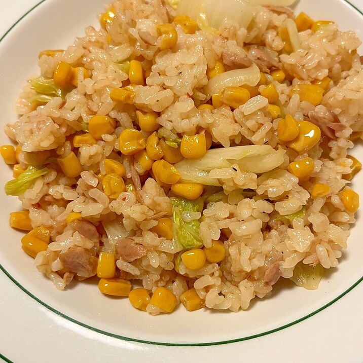コーンとツナのチャーハン